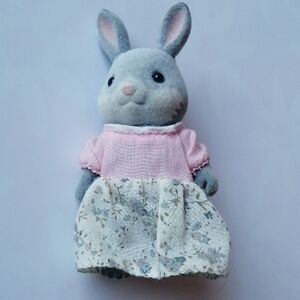 Vintage Sylvanian Families Calico Critters Bunny Rabbit Figurine